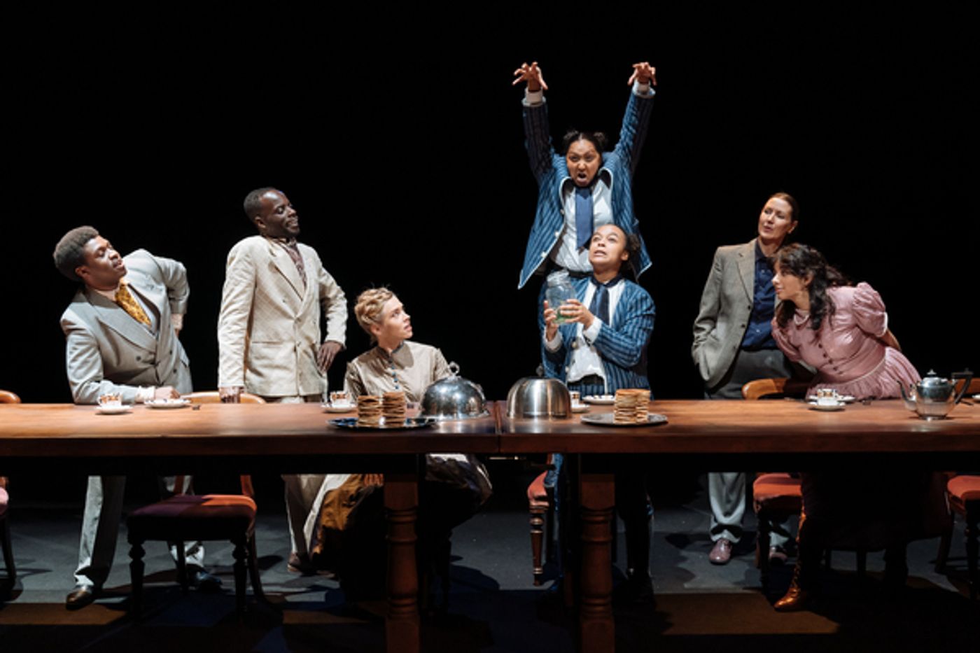 Photo Flash: First Look at THE CANTERVILLE GHOST at the Unicorn Theatre  Image