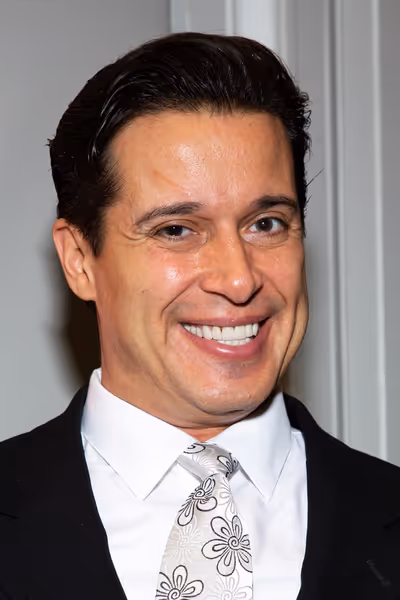 Enrique Acevedo Photo