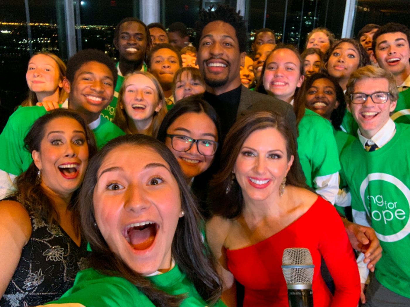 Photo Flash: Jon Batiste, Muhammad Yunus, Ann Ziff, & More Attend 2019 Sing For Hope Gala  Image