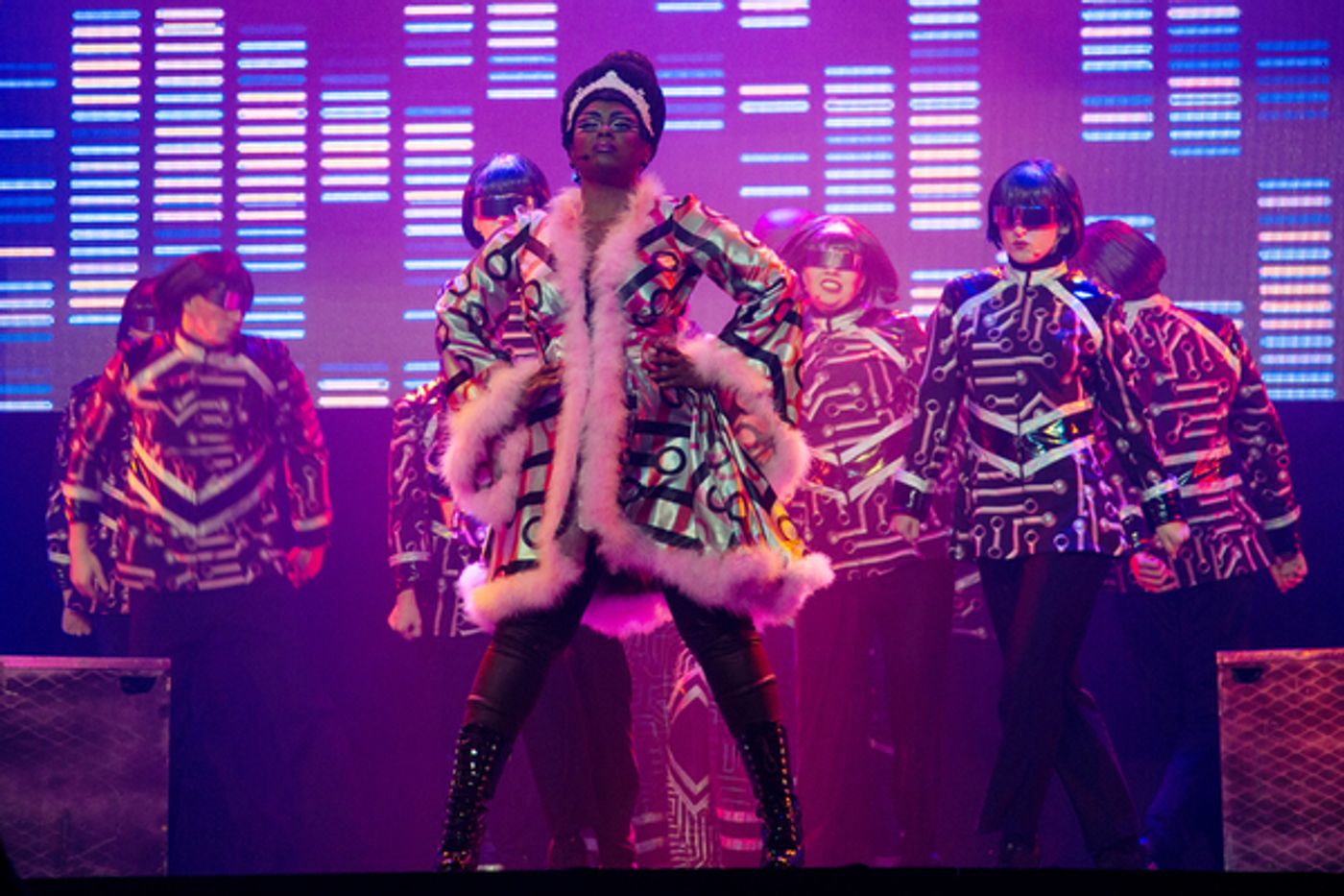 Photo Coverage: WE WILL ROCK YOU Arrives at Hulu Theater at Madison Square Garden  Image