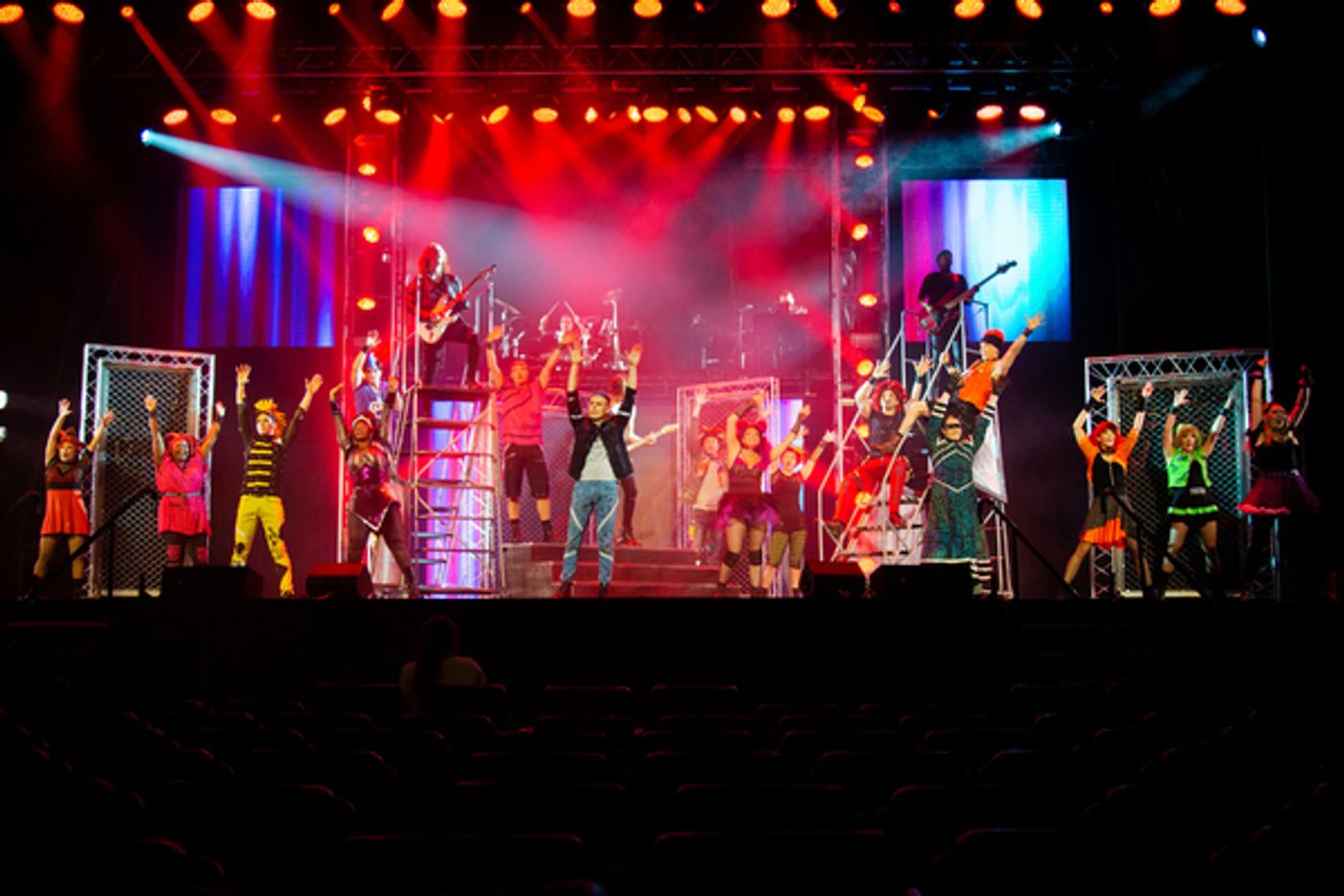Photo Coverage: WE WILL ROCK YOU Arrives at Hulu Theater at Madison Square Garden  Image