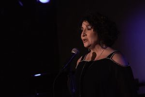 Lisa Viggiano @ BroadwayWorld Lisa Viggiano Photo