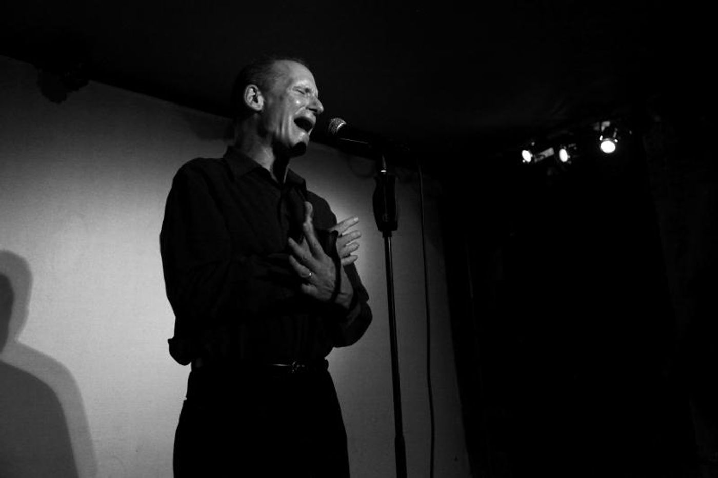 Review: Rian Keating Puts His Audience IN THIS TRAVELING HEART at Don't Tell Mama Review: Rian Keating Puts His Audience IN THIS TRAVELING HEART at Don't Tell Mama Image