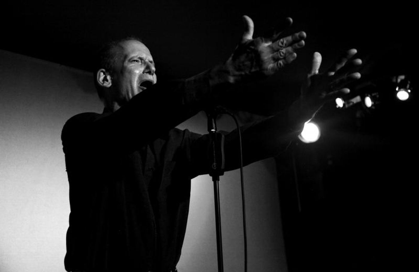 Review: Rian Keating Puts His Audience IN THIS TRAVELING HEART at Don't Tell Mama  Image