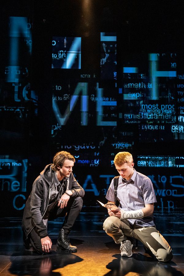 Doug Colling (Conor Murphy), Sam Tutty (Evan Hansen) Photo