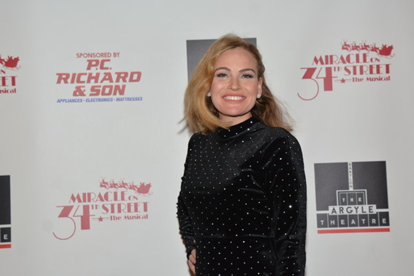 Photo Coverage: MIRACLE ON 34th STREET THE MUSICAL Opens at The Argyle Theatre  Image