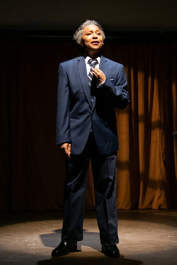 April Armstrong
 Photo