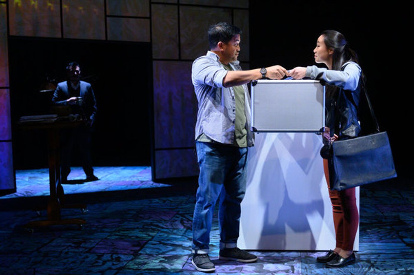 Photo Flash: First Look at FAST COMPANY at the Guthrie Theater  Image