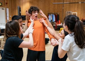 Samuel Blenkin @ BroadwayWorld Samuel Blenkin Photo