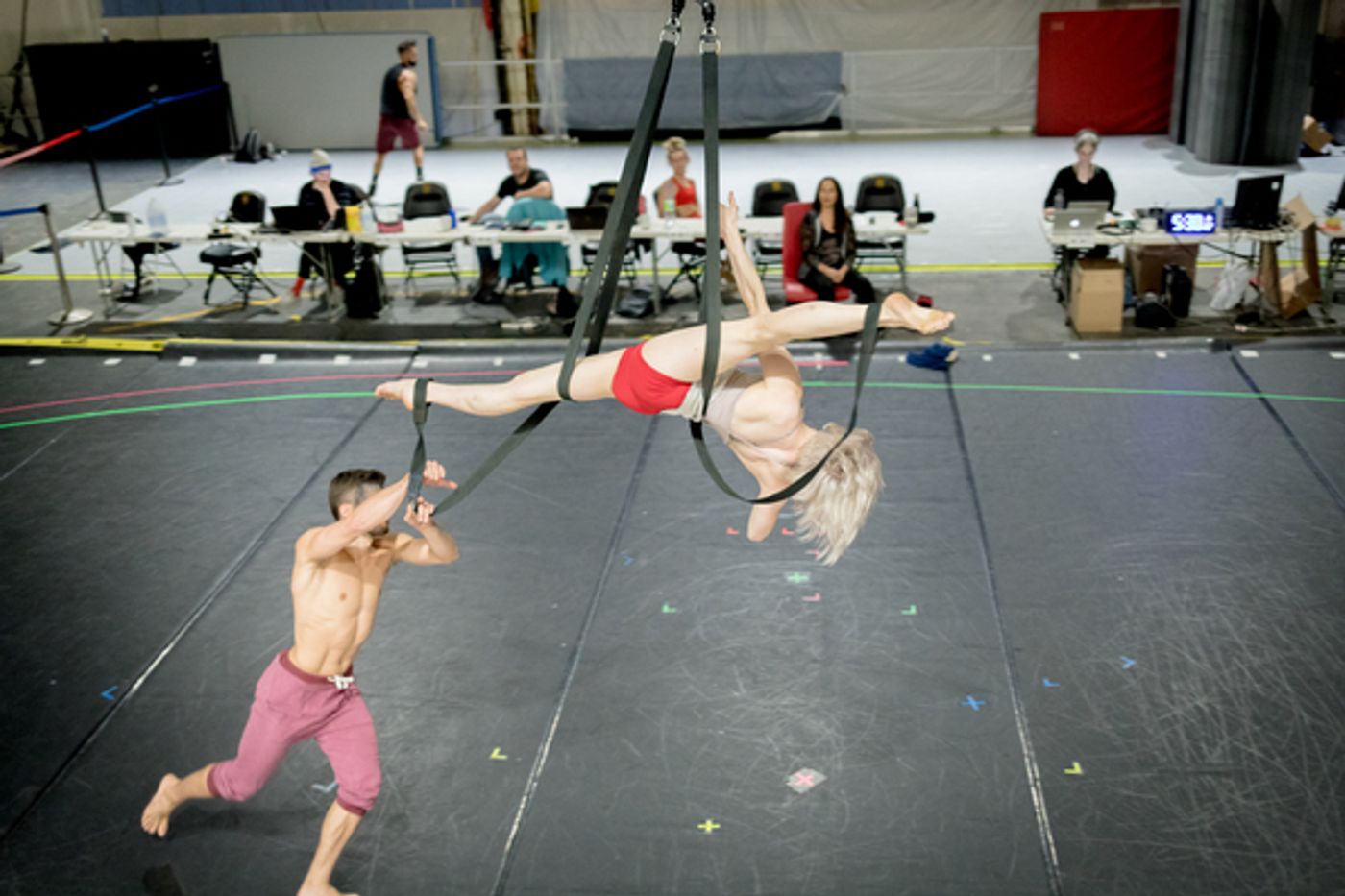Photo Flash: Cirque du Soleil Preps For 'TWAS THE NIGHT BEFORE At Hulu Theatre  Image