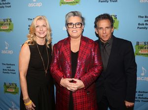 NEW YORK, NEW YORK - NOVEMBER 18:(L-R) Honoree ASCAP's Beth Matthews, Rosie O'Donnell Photo