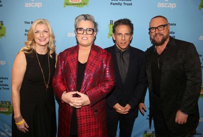 NEW YORK, NEW YORK - NOVEMBER 18:(L-R) Honoree ASCAP's Beth Matthews, Rosie O'Donnell Photo