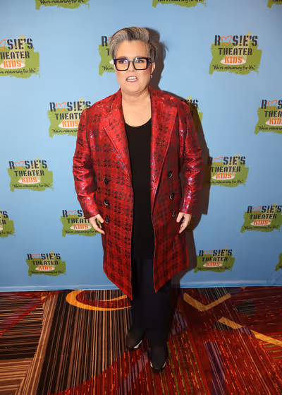 NEW YORK, NEW YORK - NOVEMBER 18: Rosie O'Donnell poses at the 2019 Rosie's Theater K Photo