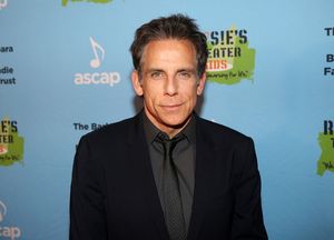 NEW YORK, NEW YORK - NOVEMBER 18: Honoree Ben Stiller poses at the 2019 Rosie's Theat Photo