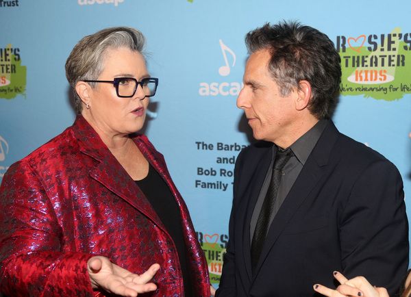NEW YORK, NEW YORK - NOVEMBER 18: Rosie O'Donnell and Honoree Ben Stiller chat at the Photo