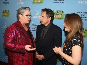 NEW YORK, NEW YORK - NOVEMBER 18: (L-R) Rosie O'Donnell,  Honoree Ben Stiller and Ell Photo