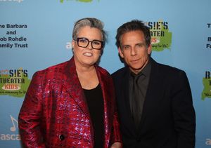 NEW YORK, NEW YORK - NOVEMBER 18: Rosie O'Donnell and Honoree Ben Stiller pose at the Photo