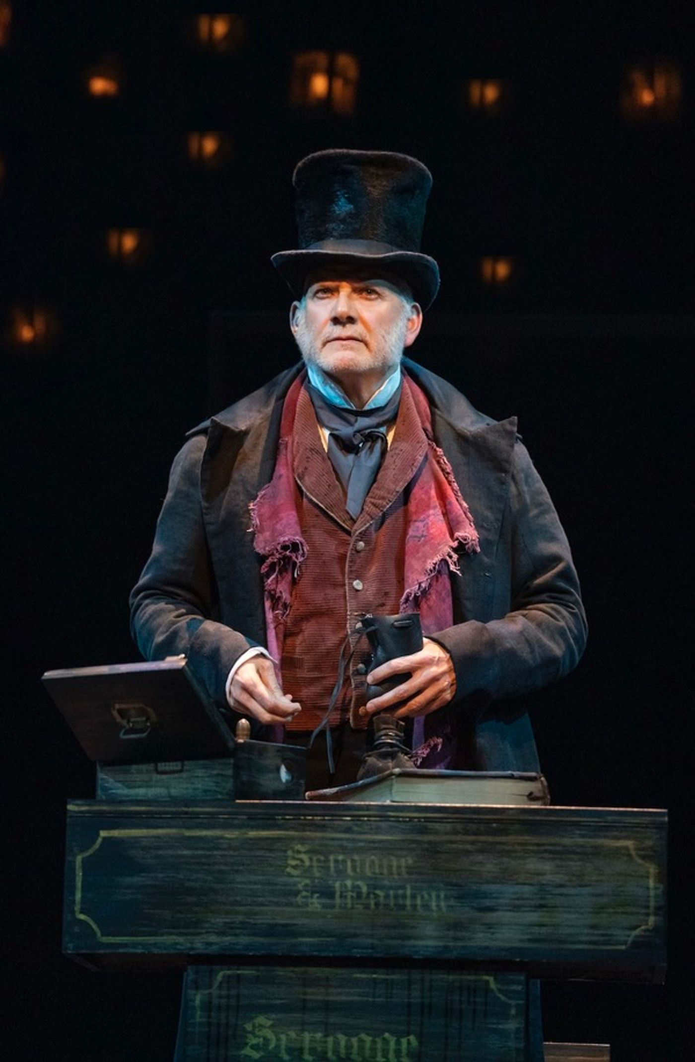 Photo Flash: First Look at Campbell Scott & More in A CHRISTMAS CAROL on Broadway!  Image