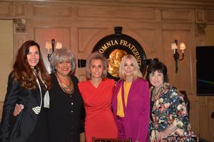 Carol Alt, Denise Richardson, Jae Shevell Candace Bushnell and Magda Katz Photo