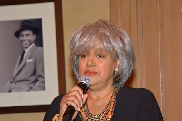 Denise Richardson Photo