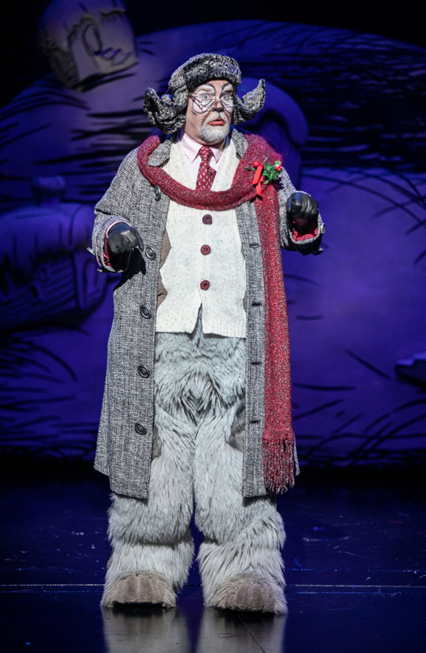 Photo Flash: The Old Globe's 22nd Annual Production of DR. SEUSS'S HOW THE GRINCH STOLE CHRISTMAS!  Image