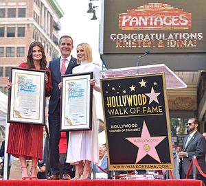 Idina Menzel, Mayor of Los Angeles Eric Garcetti, Kristen Bell @ BroadwayWorld Idina Menzel, Mayor of Los Angeles Eric Garcetti, Kristen Bell Photo
