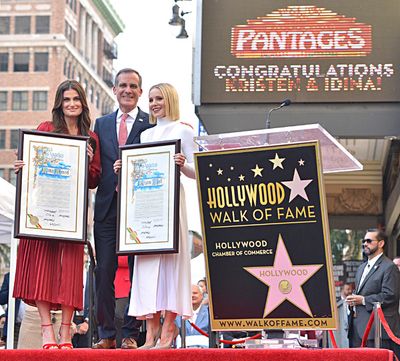 Idina Menzel, Mayor of Los Angeles Eric Garcetti, Kristen Bell Photo