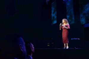 Bernadette Peters Photo