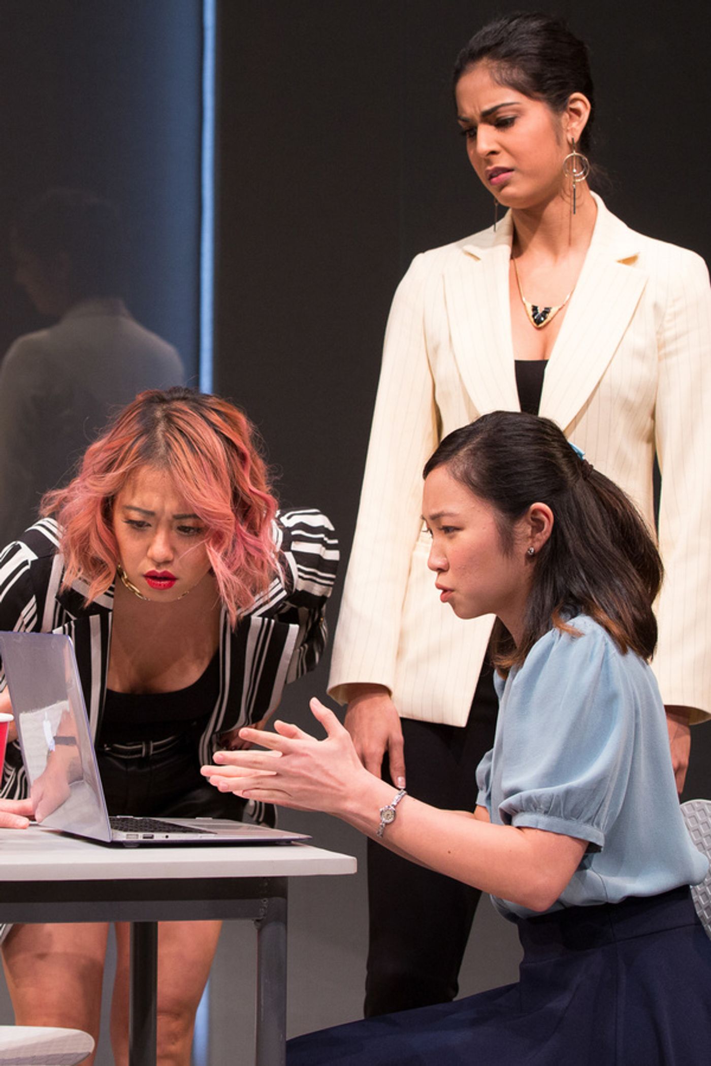 Photo Flash: Studio Theatre Extends US Premiere Of Anchuli Felicia King's WHITE PEARL  Image