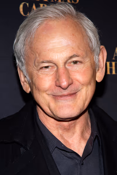 Victor Garber Photo