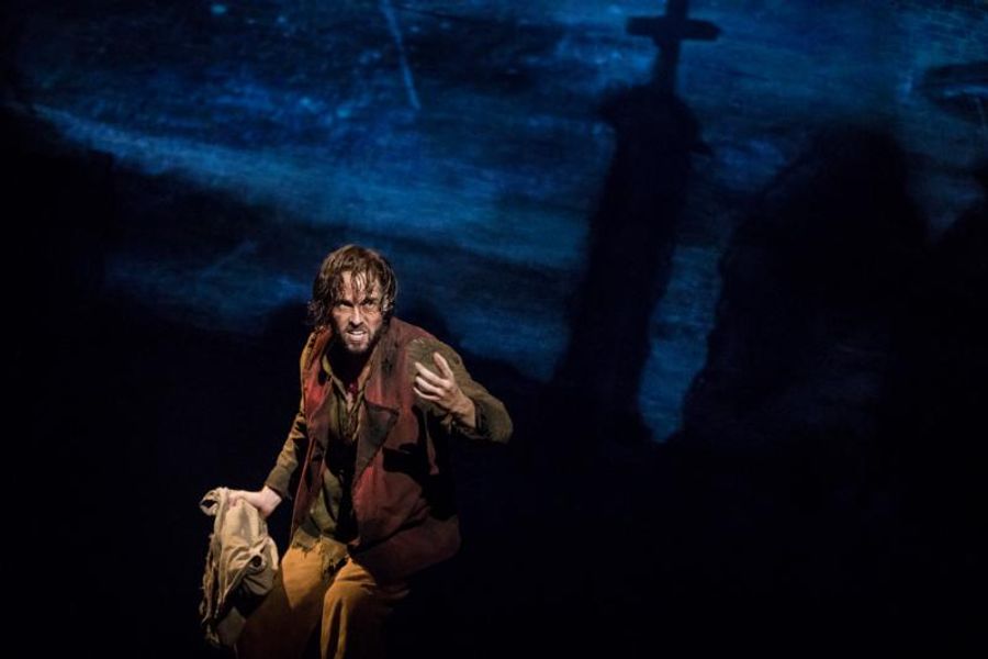 Review: Reimagined LES MISERABLES Triumphs with Sensational Voices at the Ohio Theatre Image