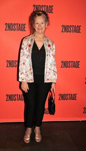 Lizbeth Mackay @ BroadwayWorld Lizbeth Mackay Photo