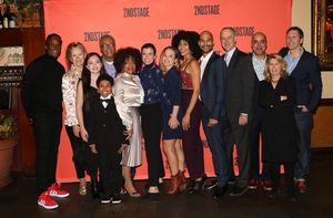 Kenny Leon, Lizbeth Mackay, Isabella Russo, Nicholas Hutchinson, Charles Turner, Deni Photo