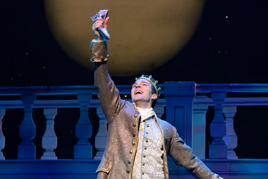 Photo Flash: First Look at Photos From Rodgers & Hammerstein's CINDERELLA at Paper Mill Playhouse Image