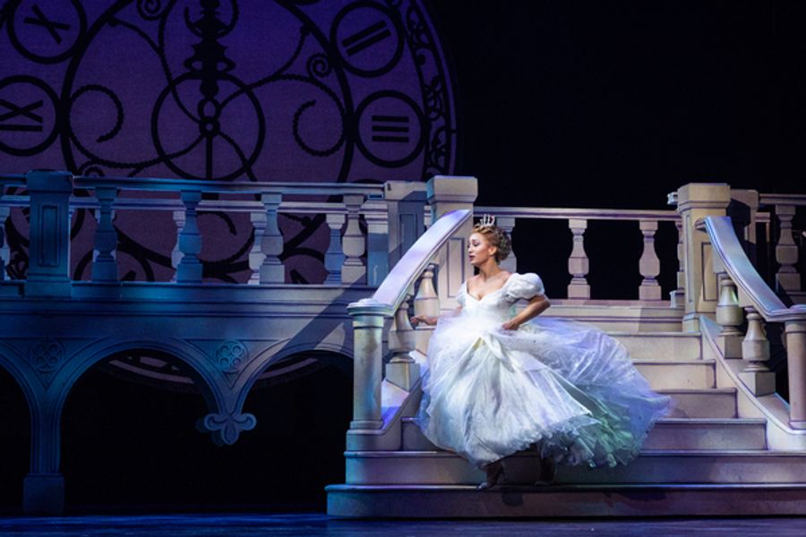 Photo Flash: First Look at Photos From Rodgers & Hammerstein's CINDERELLA at Paper Mill Playhouse Image
