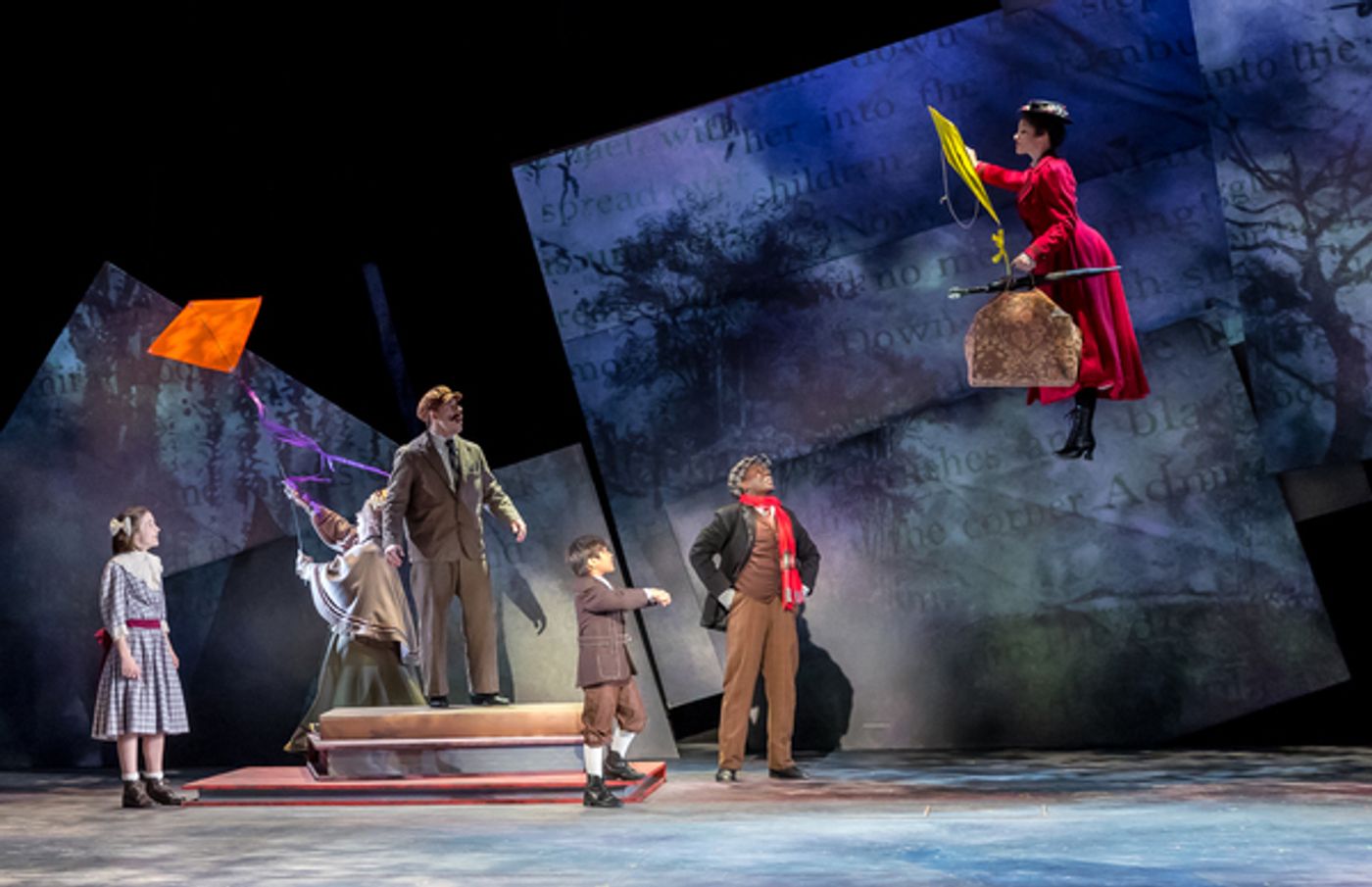 Photo Flash: First Look At MARY POPPINS At Drury Lane Theatre  Image
