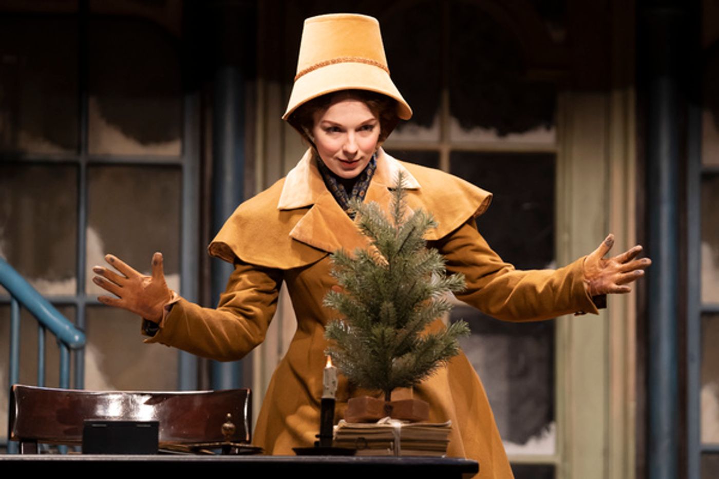 Photo Flash: A CHRISTMAS CAROL Returns To The Goodman Theatre  Image