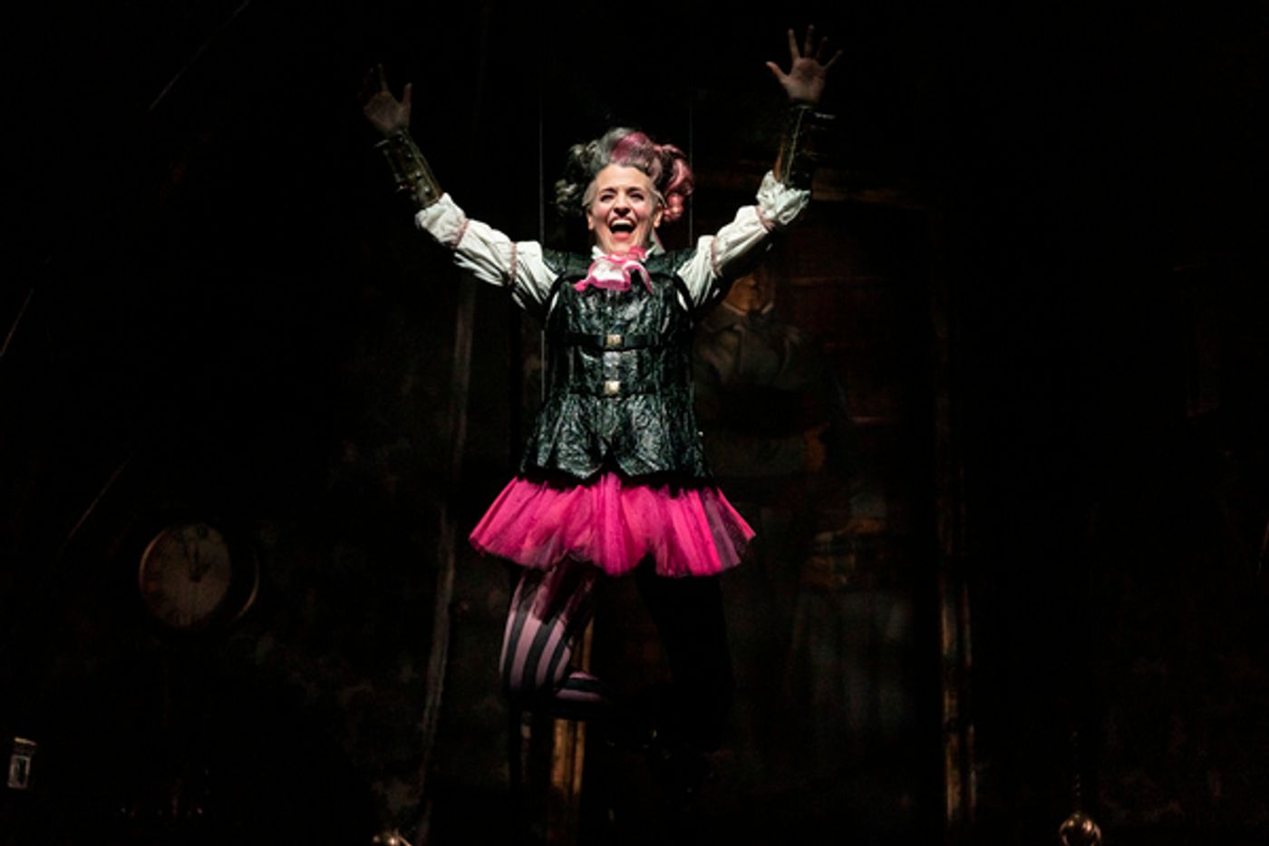 Photo Flash: A CHRISTMAS CAROL Returns To The Goodman Theatre  Image