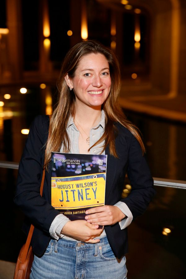 Zoe Perry Photo