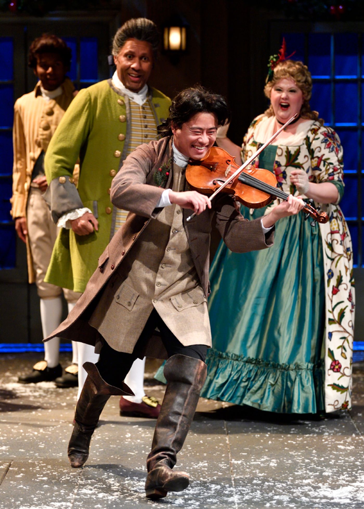 Photo Flash: Actors Theatre of Louisville Presents A CHRISTMAS CAROL Photo Flash: Actors Theatre of Louisville Presents A CHRISTMAS CAROL Image