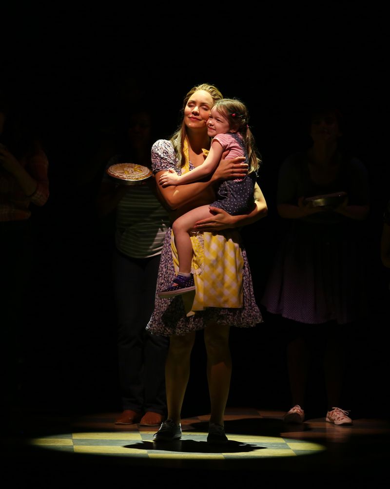 Photo Coverage: Katharine McPhee Opens Up the Diner One Last Time in WAITRESS on Broadway — photo 6 of 37