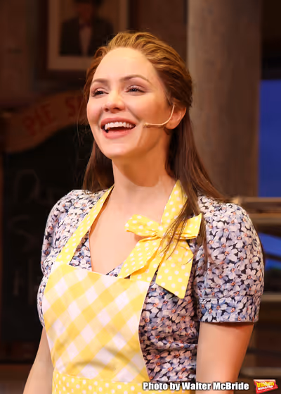Katharine McPhee Photo
