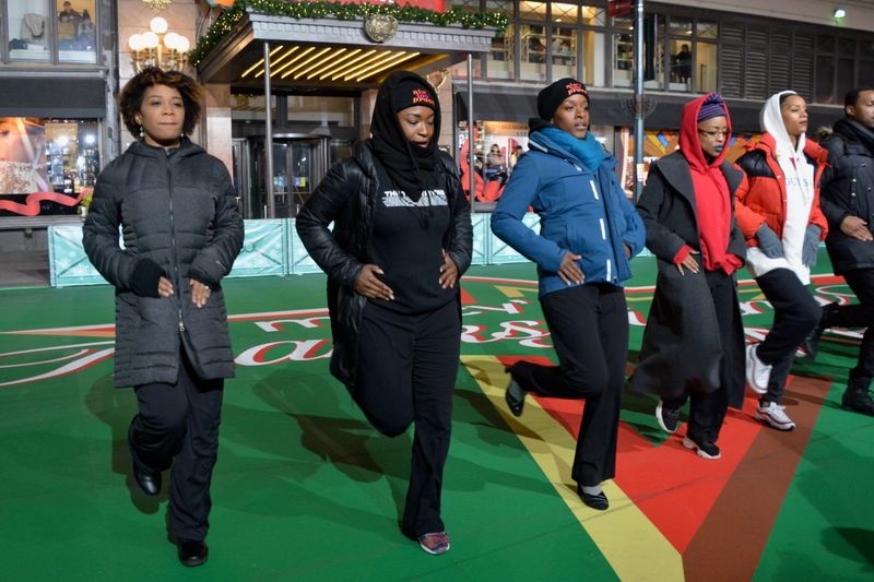 Photo Coverage: AIN'T TOO PROUD, BEETLEJUICE, and More Rehearse For the 2019 Macy's Thanksgiving Day Parade — photo 16 of 54