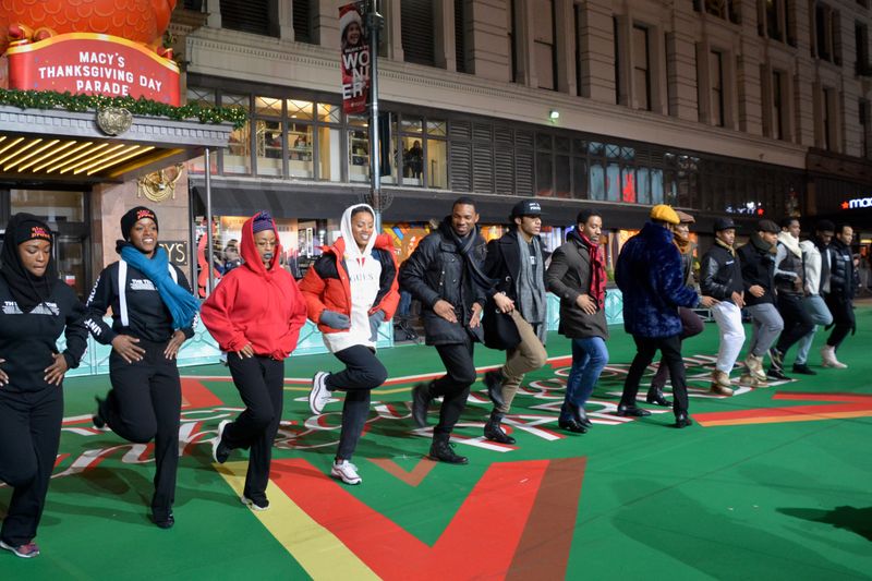 Photo Coverage: AIN'T TOO PROUD, BEETLEJUICE, and More Rehearse For the 2019 Macy's Thanksgiving Day Parade — photo 17 of 54