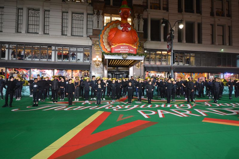 Photo Coverage: AIN'T TOO PROUD, BEETLEJUICE, and More Rehearse For the 2019 Macy's Thanksgiving Day Parade — photo 35 of 54