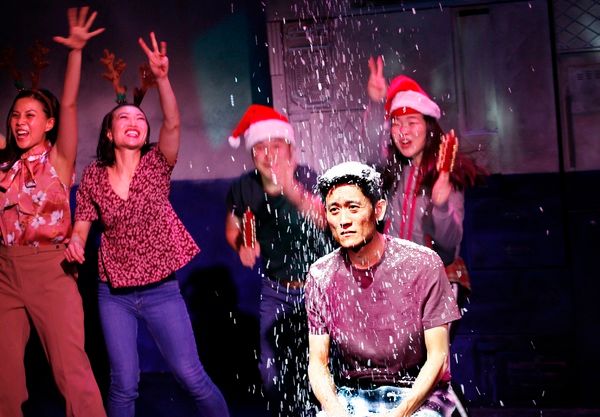 Crystal Yu, Momo Yeung, Jon Chew,Jessie Baek & London Kim Photo