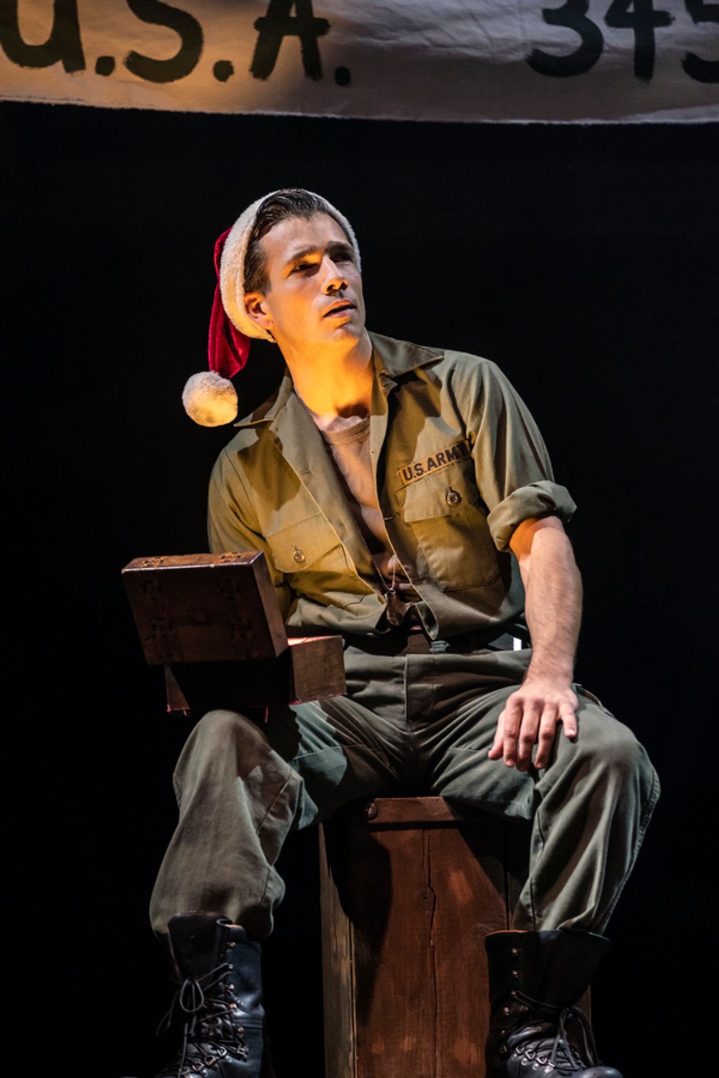 Photo Flash: Check Out Production Photos of WHITE CHRISTMAS at London's Dominion Theatre  Image