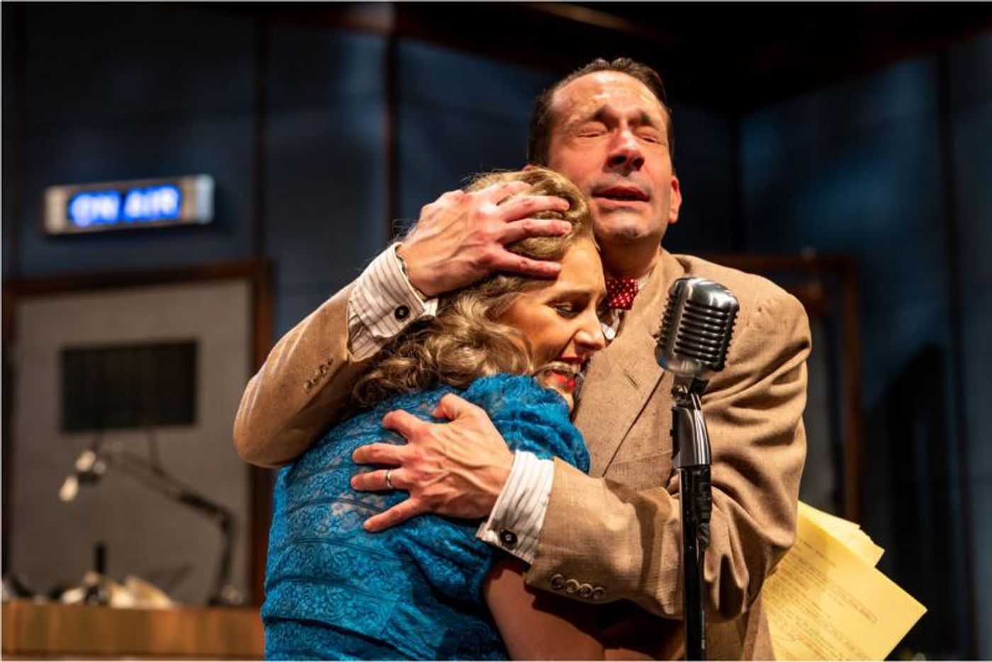 Review: IT'S A WONDERFUL LIFE: A LIVE RADIO PLAY at Gulfshore Playhouse  Image