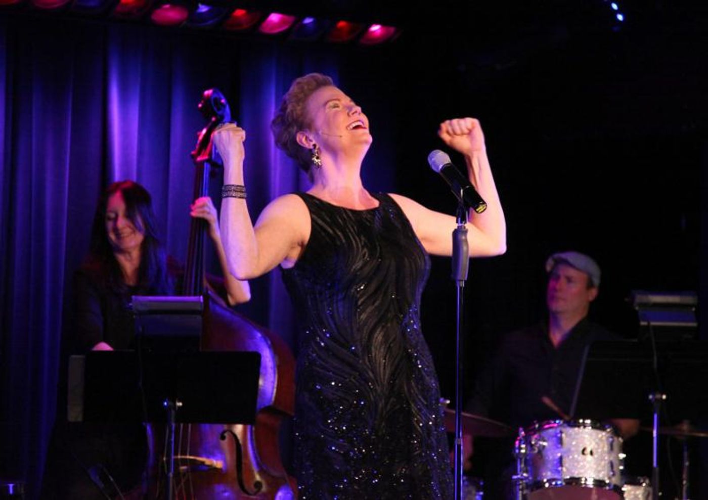Review: Jennifer Barnhart Outdoes Herself with IT'S ABOUT TIME at The Laurie Beechman Theatre  Image