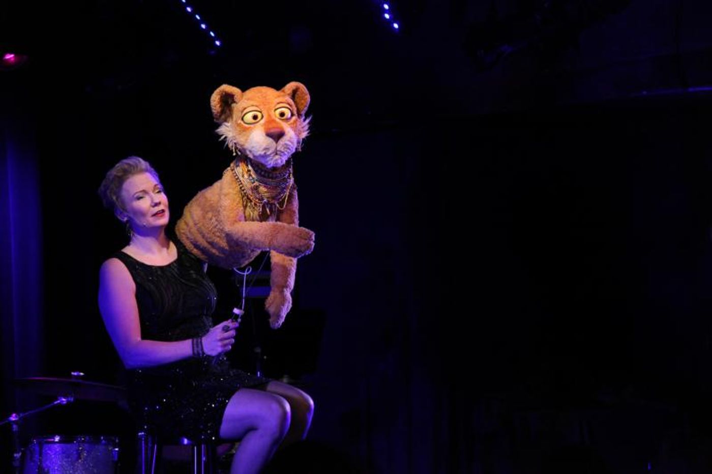 Review: Jennifer Barnhart Outdoes Herself with IT'S ABOUT TIME at The Laurie Beechman Theatre  Image